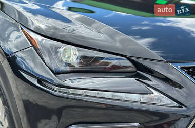 Внедорожник / Кроссовер Lexus NX 2019 в 