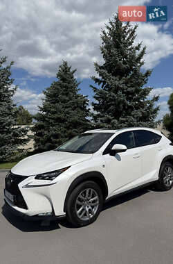 Позашляховик / Кросовер Lexus NX 2015 в Дніпрі