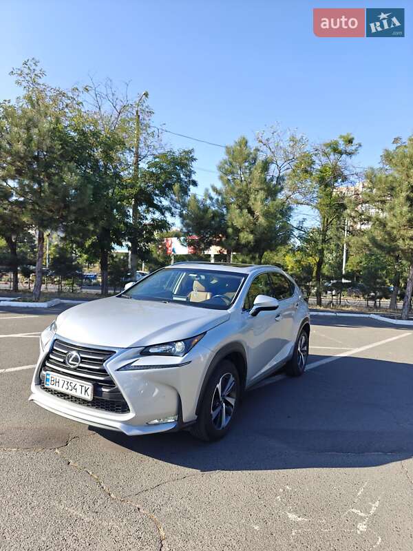 Внедорожник / Кроссовер Lexus NX 2015 в Одессе