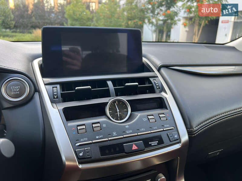 Внедорожник / Кроссовер Lexus NX 2020 в Киеве