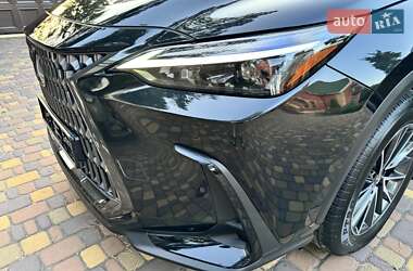 Внедорожник / Кроссовер Lexus NX 2022 в 