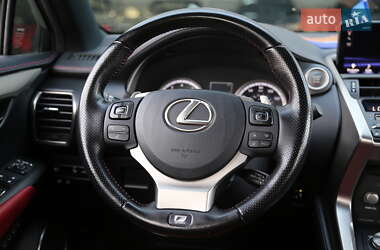 Внедорожник / Кроссовер Lexus NX 2020 в 