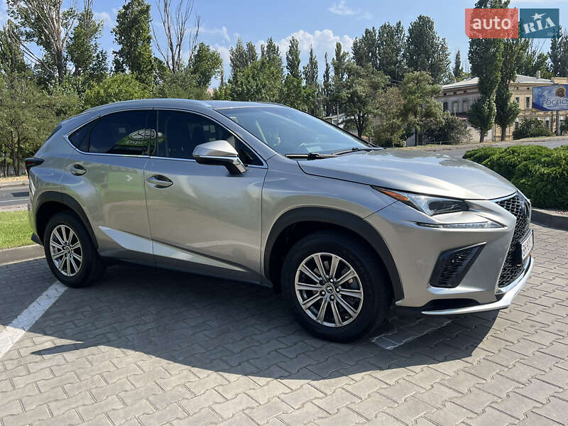 Внедорожник / Кроссовер Lexus NX 2019 в Одессе