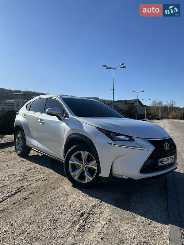 Внедорожник / Кроссовер Lexus NX 2017 в Днепре