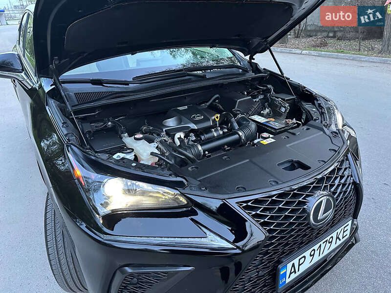 Внедорожник / Кроссовер Lexus NX 2017 в Днепре