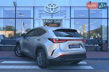 Внедорожник / Кроссовер Lexus NX 2023 в 