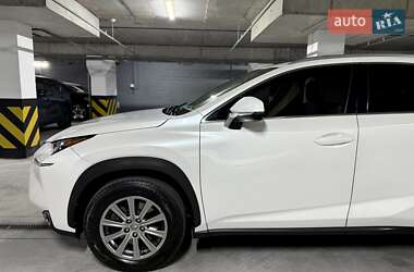 Внедорожник / Кроссовер Lexus NX 2015 в 