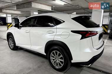 Внедорожник / Кроссовер Lexus NX 2015 в 