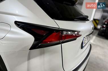 Внедорожник / Кроссовер Lexus NX 2015 в 