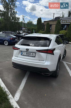 Позашляховик / Кросовер Lexus NX 2021 в 