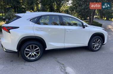Внедорожник / Кроссовер Lexus NX 2019 в 