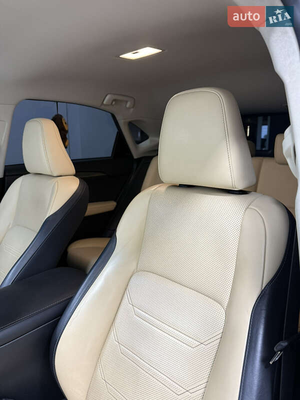 Позашляховик / Кросовер Lexus NX 2014 в Одесі