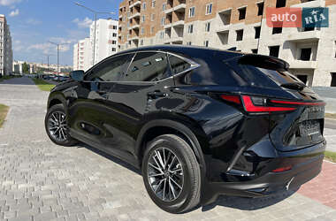 Внедорожник / Кроссовер Lexus NX 2022 в 