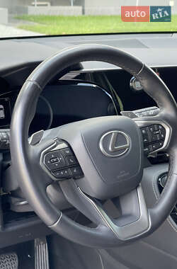 Внедорожник / Кроссовер Lexus NX 2022 в 