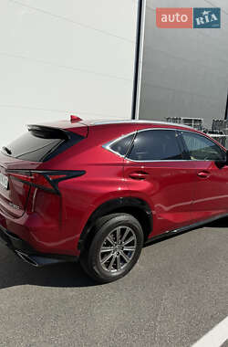 Внедорожник / Кроссовер Lexus NX 2018 в Киеве