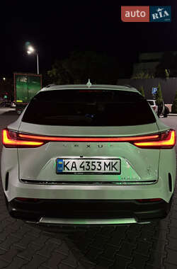 Внедорожник / Кроссовер Lexus NX 2021 в 