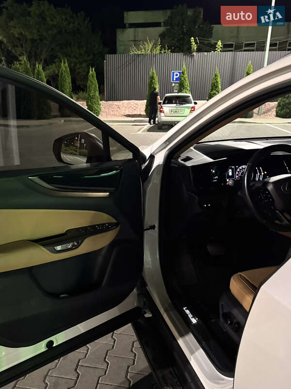 Внедорожник / Кроссовер Lexus NX 2021 в Киеве фото 17 Внедорожник / Кроссовер Lexus NX 2021 в Киеве