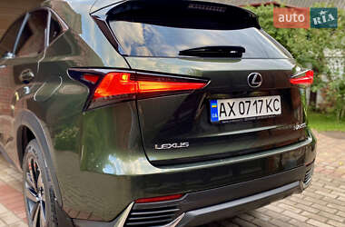 Внедорожник / Кроссовер Lexus NX 2020 в 