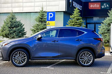Позашляховик / Кросовер Lexus NX 2022 в 