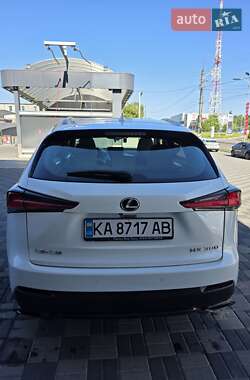 Позашляховик / Кросовер Lexus NX 2018 в 