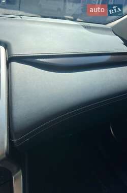 Позашляховик / Кросовер Lexus NX 2017 в 