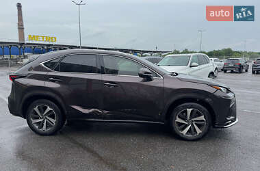 Внедорожник / Кроссовер Lexus NX 2015 в 