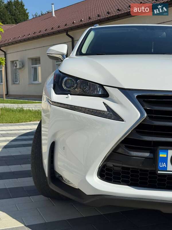 Внедорожник / Кроссовер Lexus NX 2016 в 