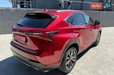 Позашляховик / Кросовер Lexus NX 2018 в 