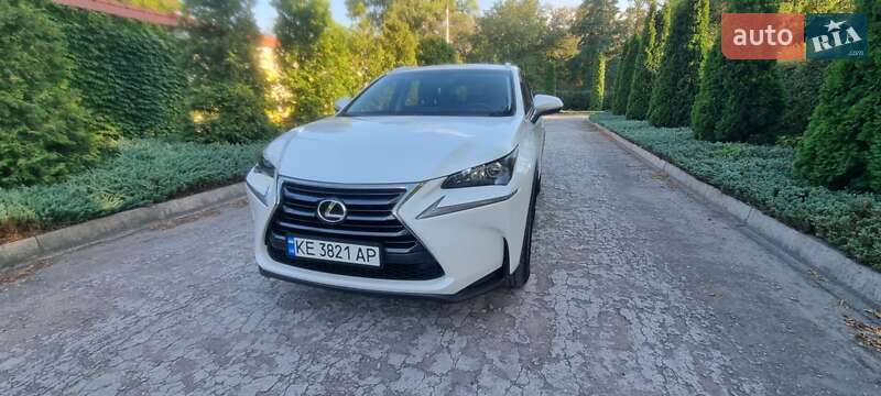 Внедорожник / Кроссовер Lexus NX 2015 в Каменском