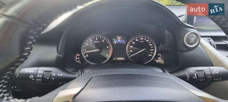 Внедорожник / Кроссовер Lexus NX 2015 в Каменском