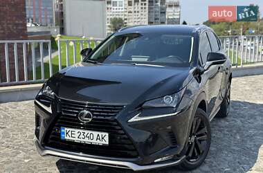 Внедорожник / Кроссовер Lexus NX 2020 в 