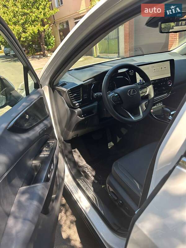 Внедорожник / Кроссовер Lexus NX 2024 в Одессе фото 7 Внедорожник / Кроссовер Lexus NX 2024 в Одессе