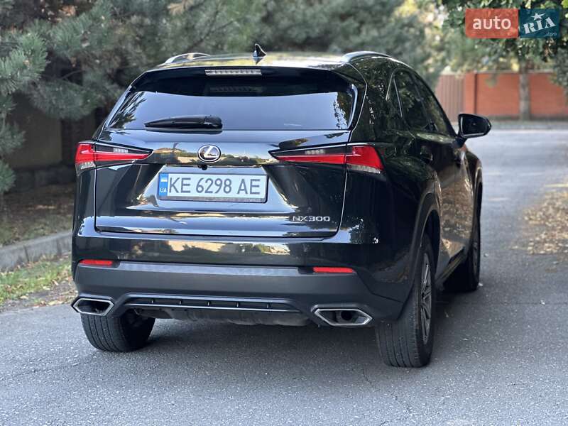 Позашляховик / Кросовер Lexus NX 2019 в Дніпрі