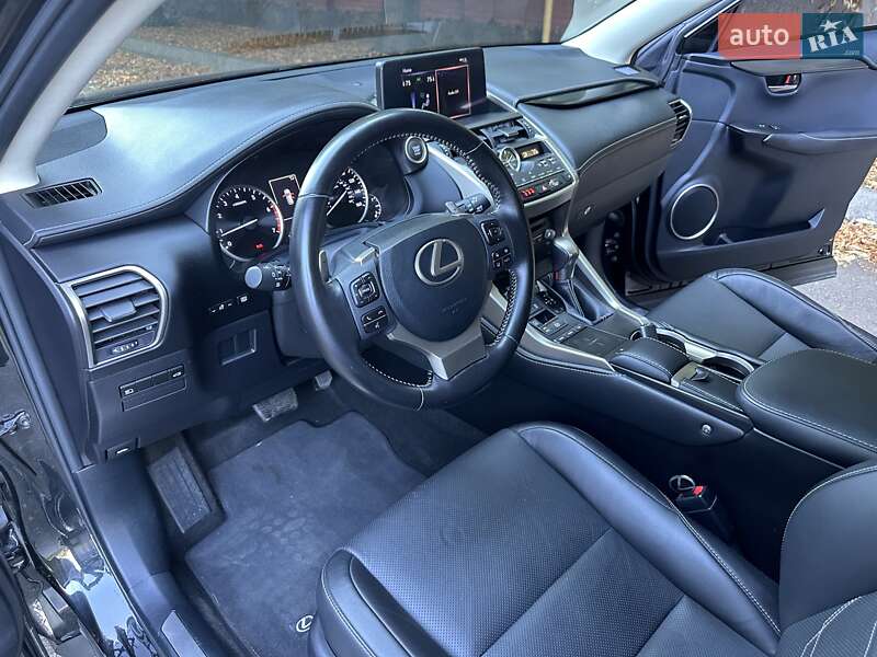 Позашляховик / Кросовер Lexus NX 2019 в Дніпрі