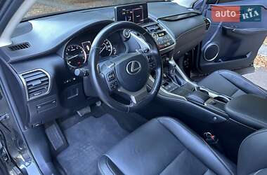 Позашляховик / Кросовер Lexus NX 2019 в 