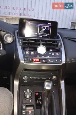 Внедорожник / Кроссовер Lexus NX 2019 в 