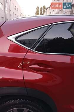 Внедорожник / Кроссовер Lexus NX 2019 в 