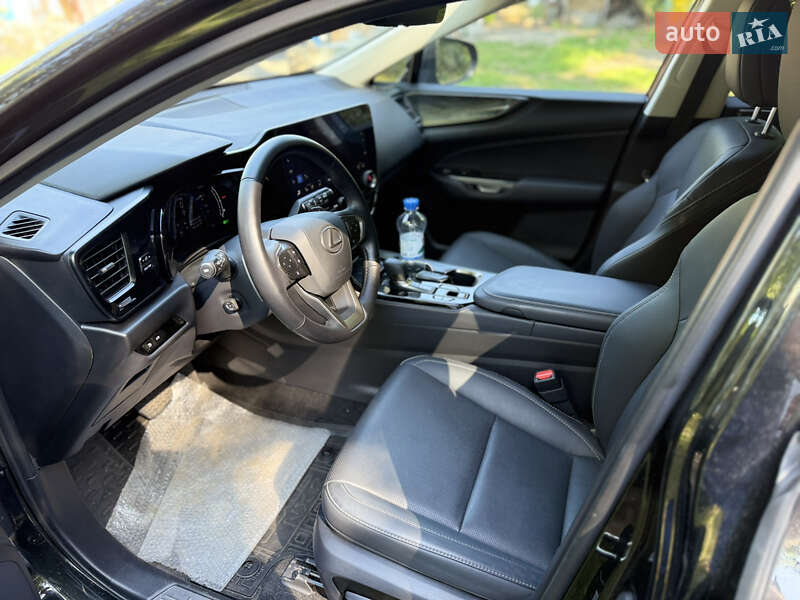 Позашляховик / Кросовер Lexus NX 2023 в Києві