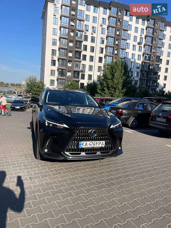Внедорожник / Кроссовер Lexus NX 2022 в Киеве