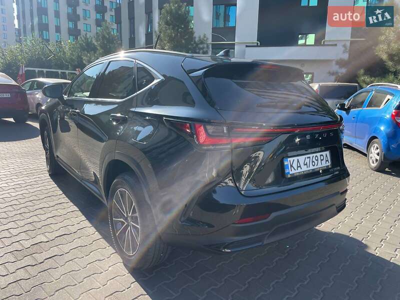 Внедорожник / Кроссовер Lexus NX 2022 в Киеве