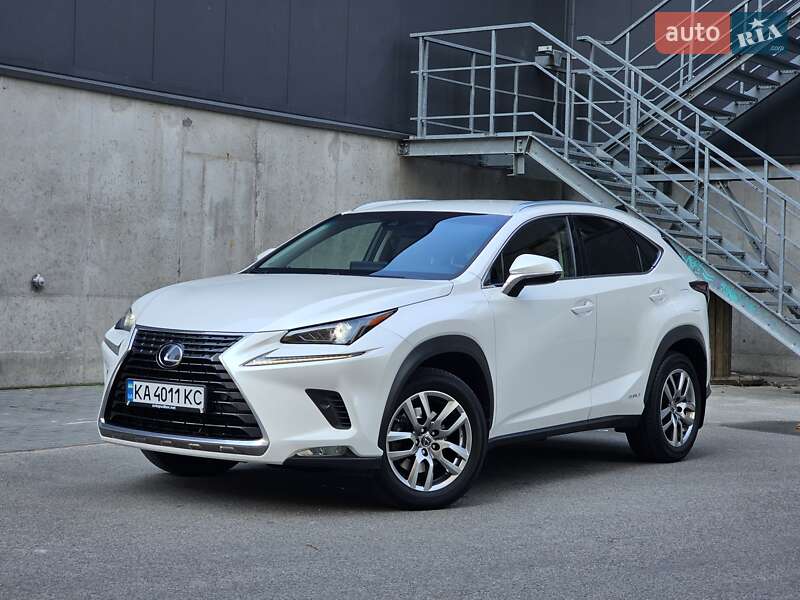 Lexus NX 2019