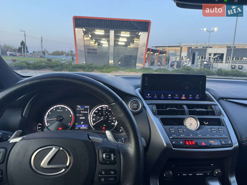 Позашляховик / Кросовер Lexus NX 2020 в Харкові