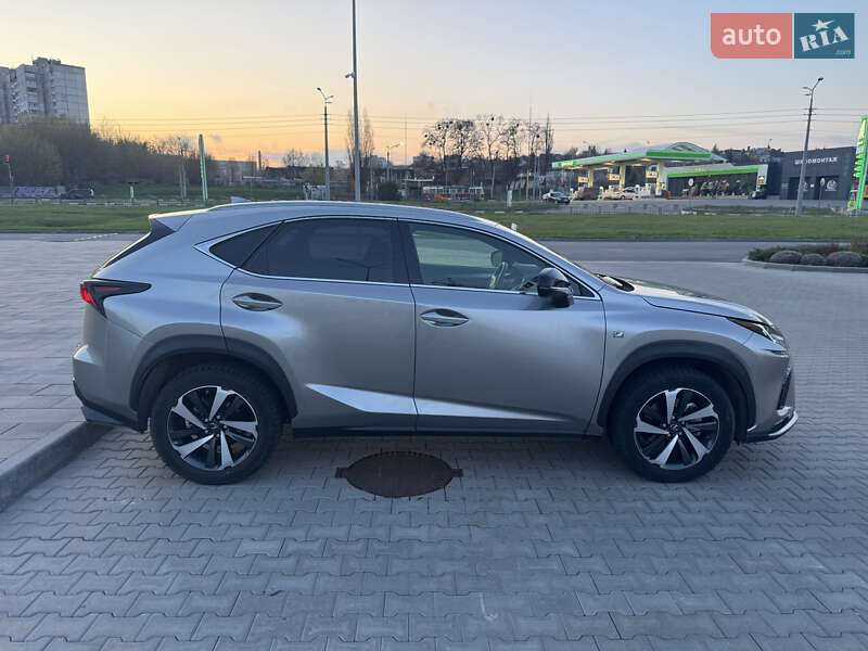Позашляховик / Кросовер Lexus NX 2020 в Харкові