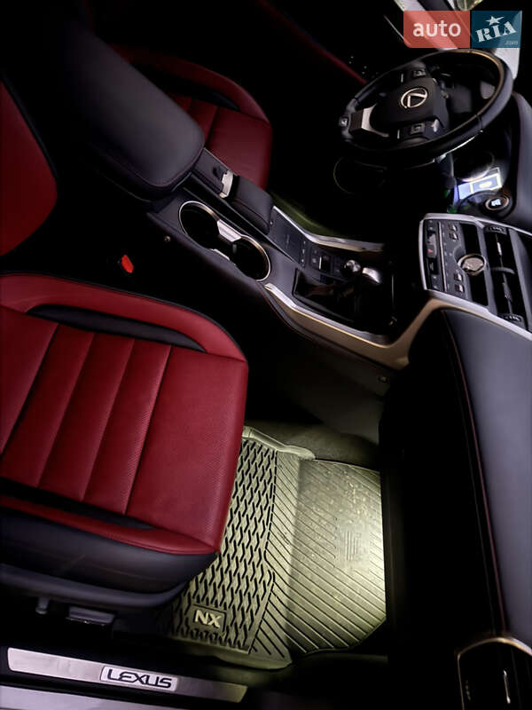 Позашляховик / Кросовер Lexus NX 2020 в Харкові