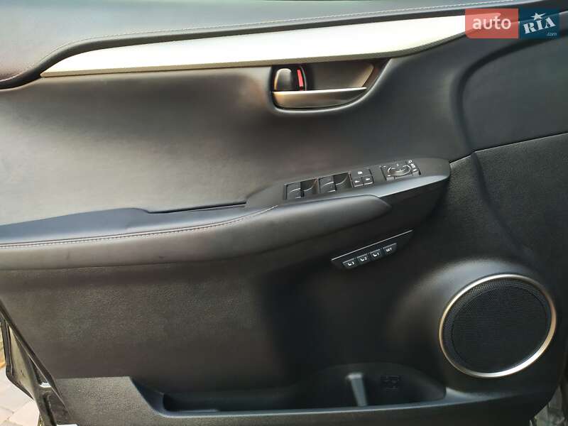 Позашляховик / Кросовер Lexus NX 2017 в Києві фото 18 Позашляховик / Кросовер Lexus NX 2017 в Києві
