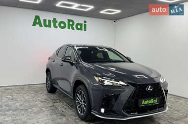 Позашляховик / Кросовер Lexus NX 2024 в 