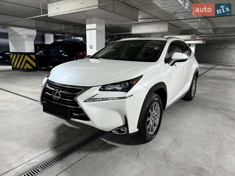 Позашляховик / Кросовер Lexus NX 2015 в 