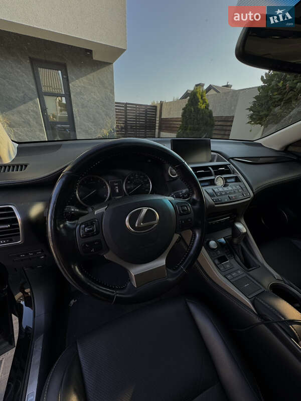 Внедорожник / Кроссовер Lexus NX 2016 в Днепре