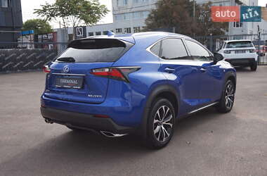 Позашляховик / Кросовер Lexus NX 2015 в 