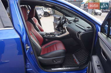 Позашляховик / Кросовер Lexus NX 2015 в 